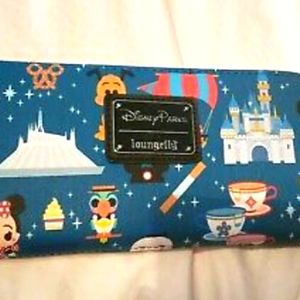 Disney Parks Attractions Minis Zip Around Wallet